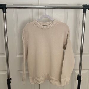 Women's GAP 100% Cotton Cream Crew Neck Sweater